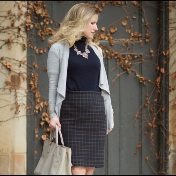 Ann Taylor Plaid Stretch Pencil Skirt Size 12 - Picture 1 of 8